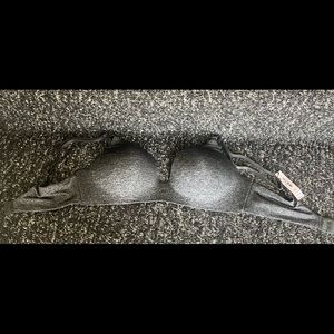 New Victoria’s Secret Bra.
